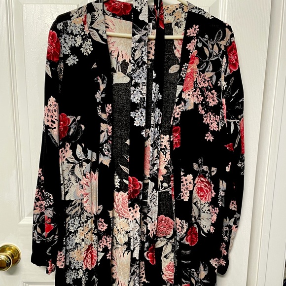 Vero Moda Long Floral Cardigan (with belt) - Picture 5 of 6